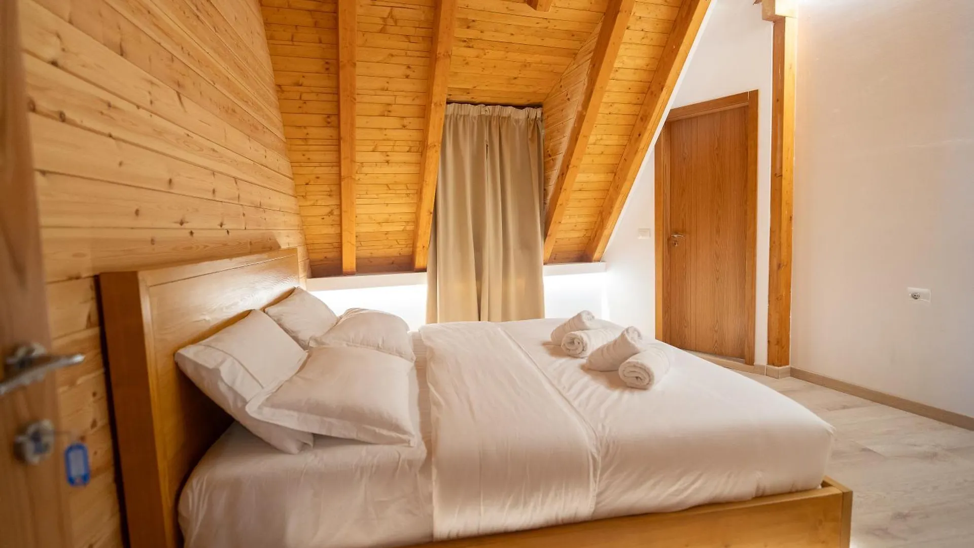 Bujtina Harusha Hotel Theth Guest house