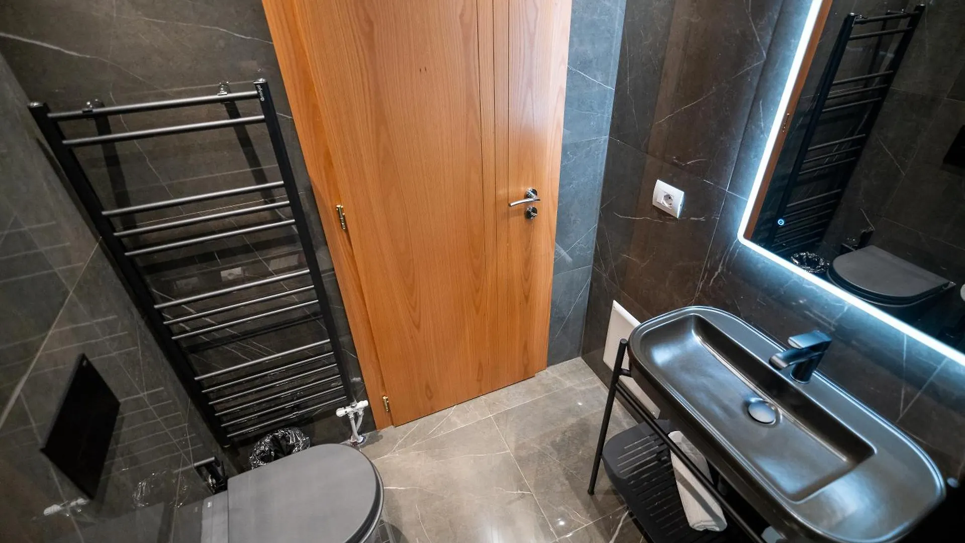 Bujtina Harusha Hotel Theth 0*,  Albania