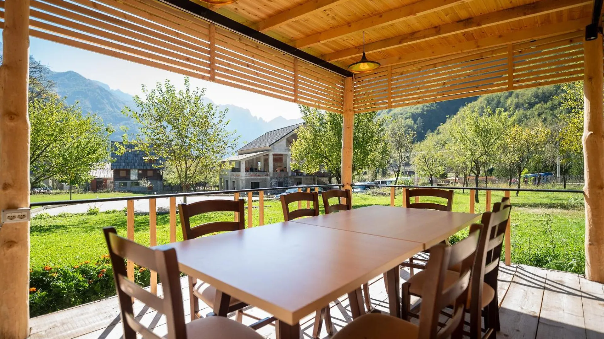 Bujtina Harusha Hotel Theth Guest house