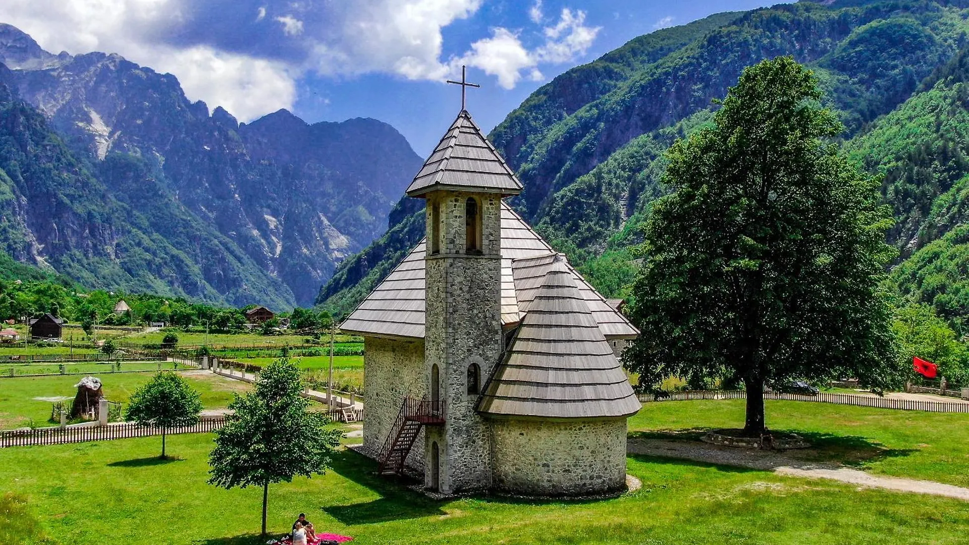 Bujtina Harusha Hotel Theth 0*,  Albania