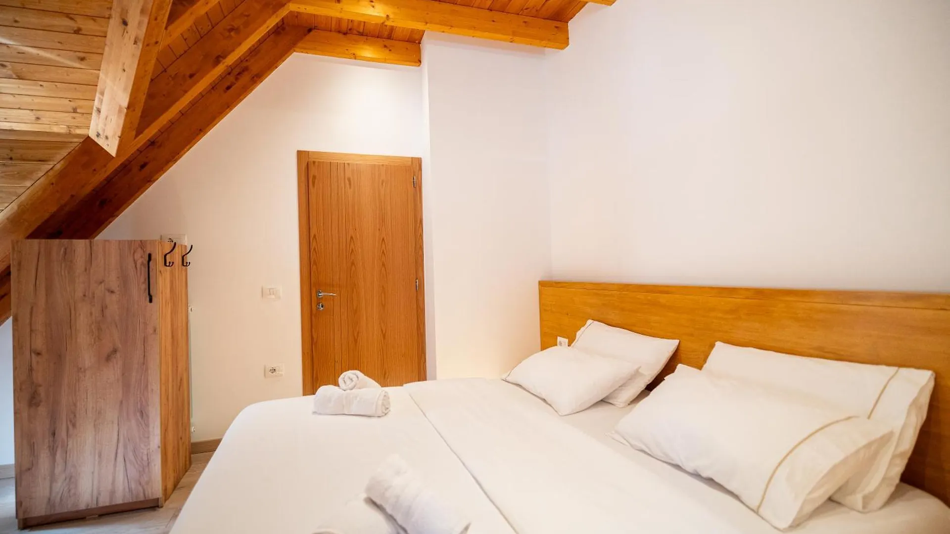 Hotel Bujtina Harusha Theth